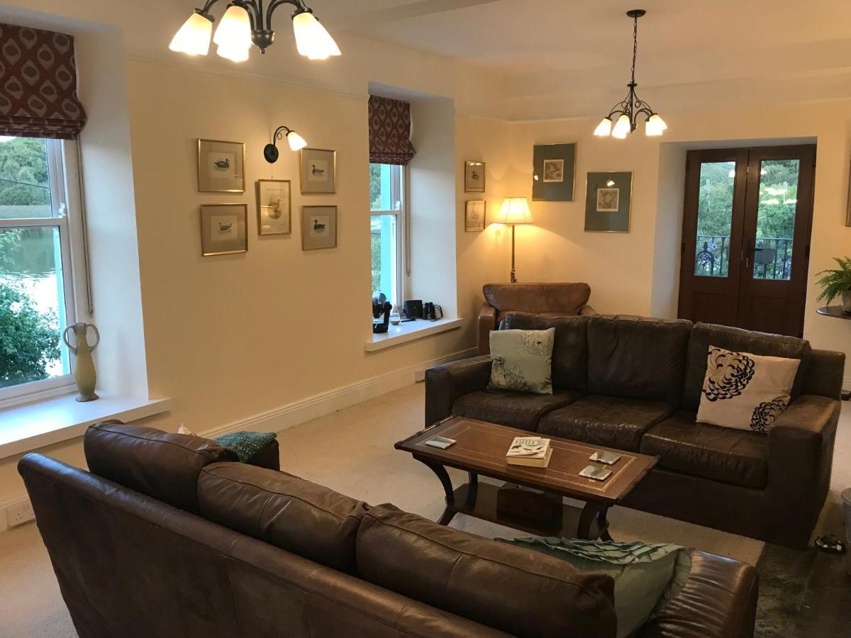 Riverbank House Bed And Breakfast Innishannon Экстерьер фото