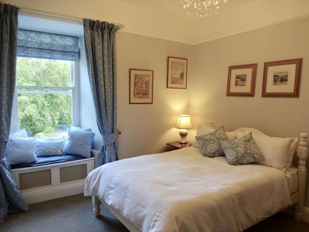 Riverbank House Bed And Breakfast Innishannon Экстерьер фото