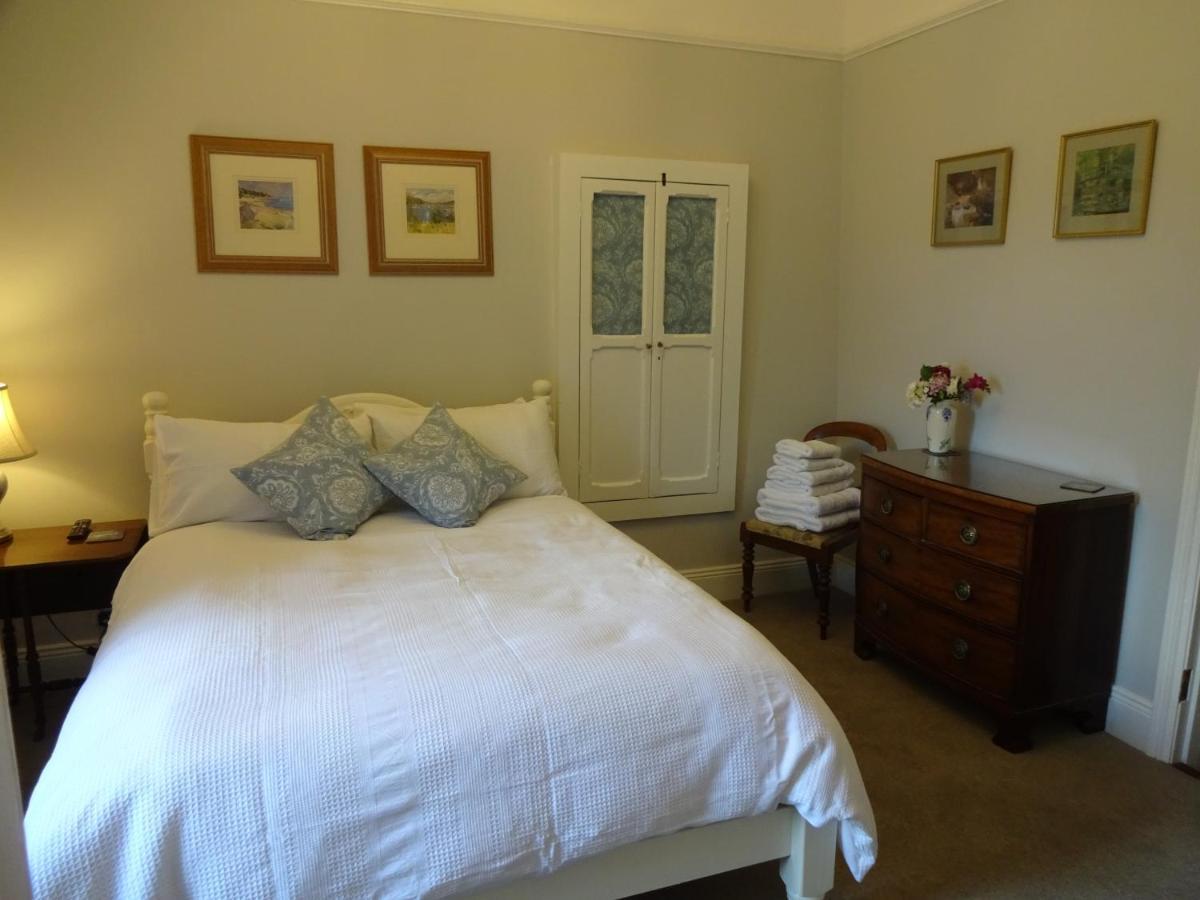 Riverbank House Bed And Breakfast Innishannon Экстерьер фото
