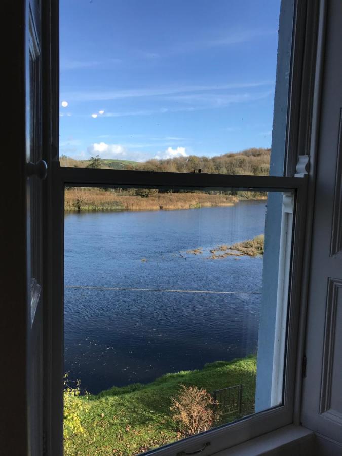 Riverbank House Bed And Breakfast Innishannon Экстерьер фото